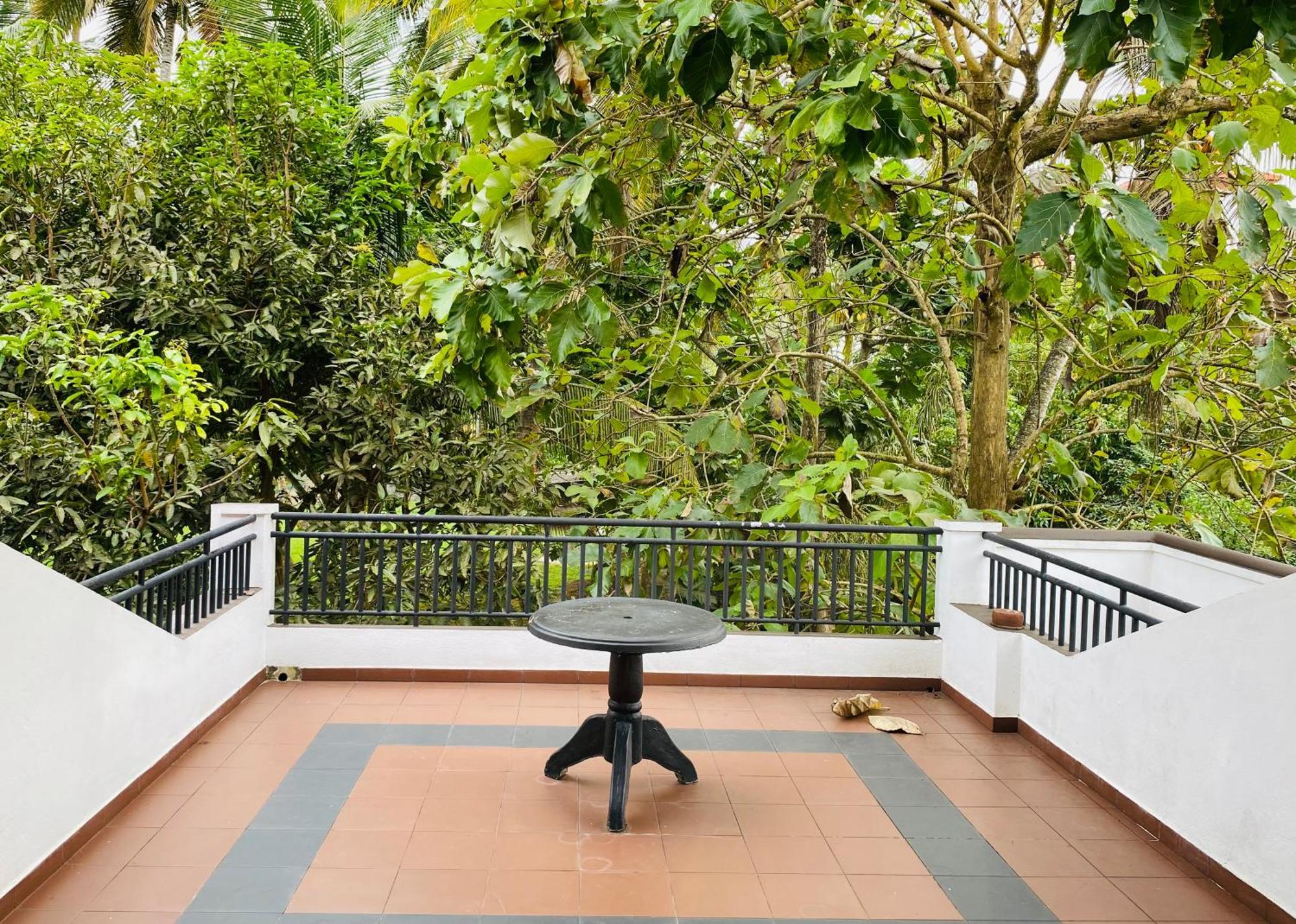 Sagarika Beach Hotel Moragalla Exterior photo